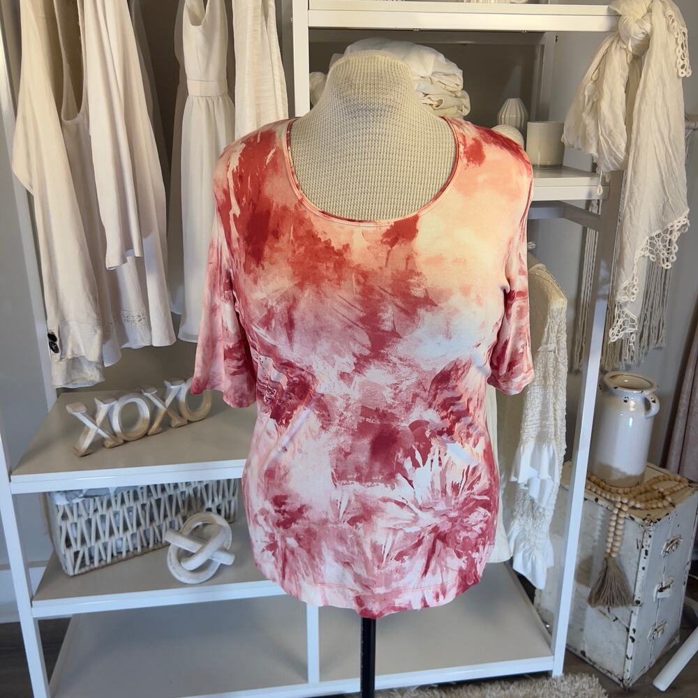 Chico's Red and Cream Tie-Dye Short Sleeve Scoop Neck Top